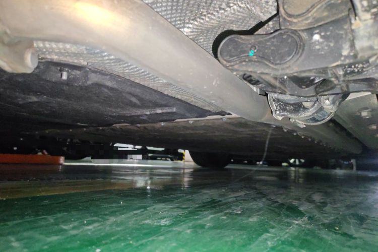 Used Hima AITO M9 2025 Extended-Range Ultra Version 52 kWh 6-Seater Chassis Rear Right