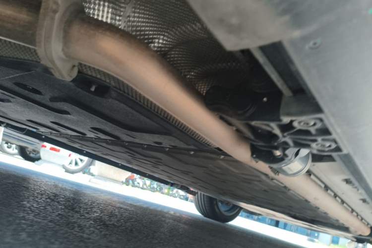 Used Hima AITO M9 2025 Extended-Range Ultra Version 52 kWh 6-Seater Chassis Rear Right