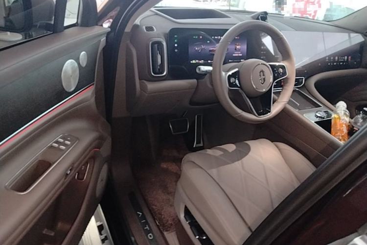 Used Hima AITO M9 2025 Extended-Range Ultra Version 52 kWh 5-Seater Edition Driver Seat