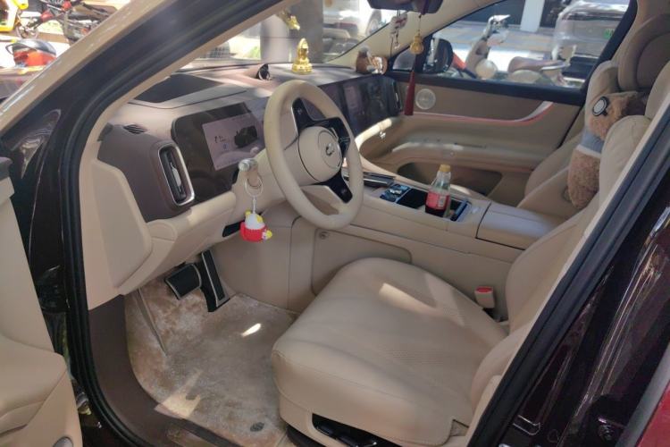Used Hima AITO M9 2025 Extended-Range Ultra Version 52 kWh 6-Seater Driver Seat