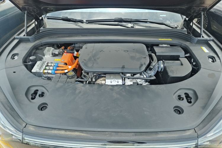 Used Hima AITO M9 2025 Extended-Range Ultra Version 52 kWh 6-Seater Engine Bay