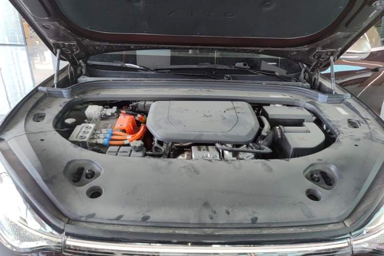 Used Hima AITO M9 2025 Extended-Range Ultra Version 52 kWh 6-Seater Engine Bay
