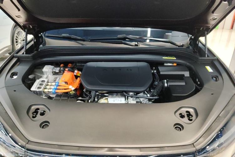 Used Hima AITO M9 2025 Extended-Range Ultra Version 52 kWh 5-Seater Edition Engine Bay