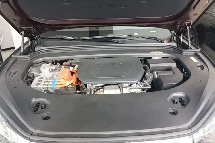 Used Hima AITO M9 2025 Extended-Range Ultra Version 52 kWh 6-Seater Engine Bay