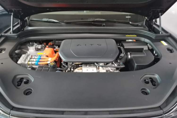 Used Hima AITO M9 2025 Extended-Range Ultra Version 52 kWh 6-Seater Engine Bay