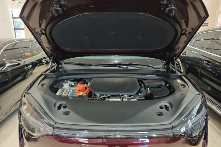 Used Hima AITO M9 2025 Extended-Range Ultra Version 52 kWh 5-Seater Edition Engine Bay