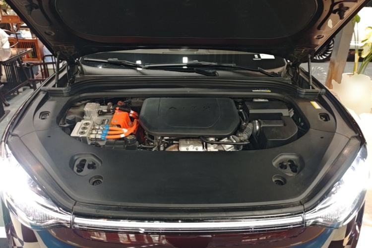 Used Hima AITO M9 2025 Extended-Range Ultra Version 52 kWh 6-Seater Engine Bay