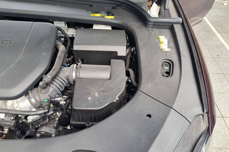 Used Hima AITO M9 2025 Extended-Range Ultra Version 52 kWh 5-Seater Edition Engine Bay Left