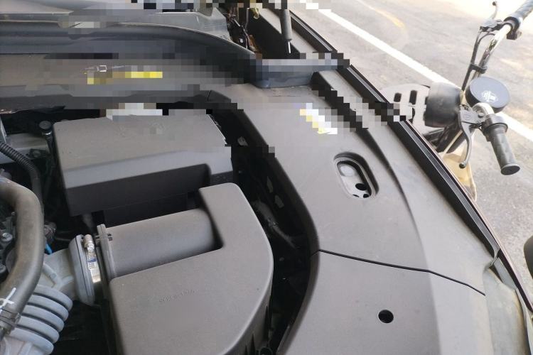 Used Hima AITO M9 2025 Extended-Range Ultra Version 52 kWh 6-Seater Engine Bay Left