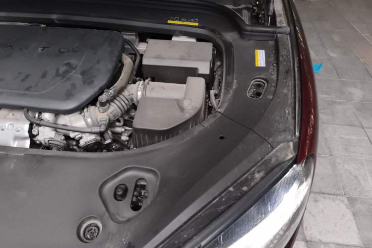Used Hima AITO M9 2025 Extended-Range Ultra Version 52 kWh 6-Seater Engine Bay Left