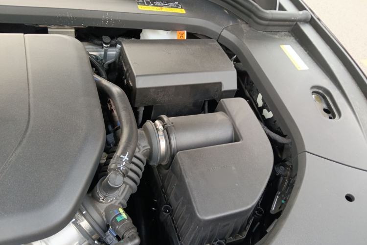 Used Hima AITO M9 2025 Extended-Range Ultra Version 52 kWh 6-Seater Engine Bay Left