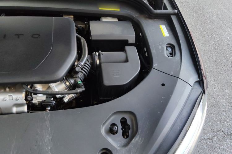 Used Hima AITO M9 2025 Extended-Range Ultra Version 52 kWh 6-Seater Engine Bay Left