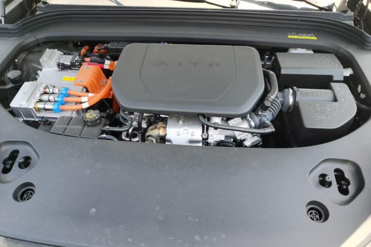 Used Hima AITO M9 2025 Extended-Range Ultra Version 52 kWh 6-Seater Engine Bay