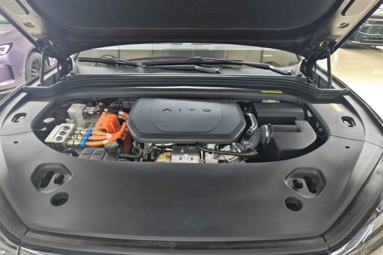 Used Hima AITO M9 2025 Extended-Range Ultra Version 52 kWh 5-Seater Edition Engine Bay