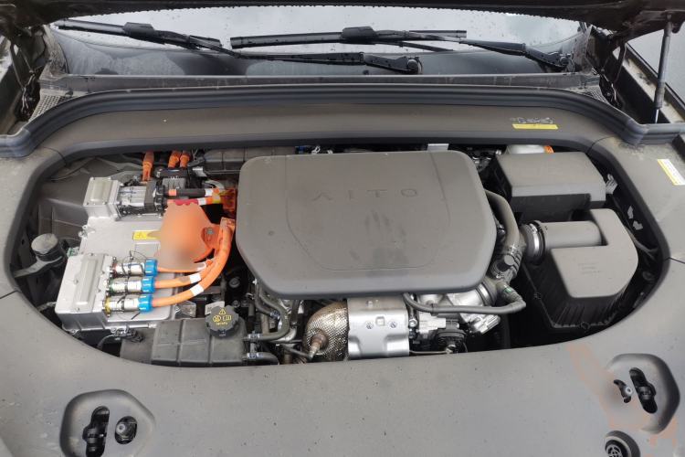 Used Hima AITO M9 2025 Extended-Range Ultra Version 52 kWh 6-Seater Engine Bay