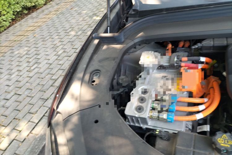 Used Hima AITO M9 2025 Extended-Range Ultra Version 52 kWh 6-Seater Engine Bay Right
