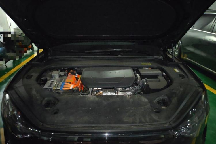 Used Hima AITO M9 2025 Extended-Range Ultra Version 52 kWh 6-Seater Engine Bay