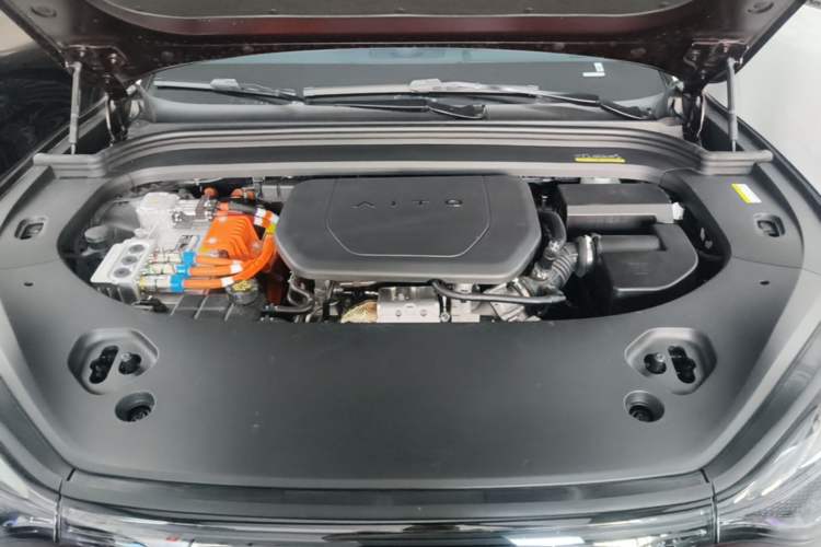 Used Hima AITO M9 2025 Extended-Range Max Version 52 kWh 6-Seater Edition Engine Bay