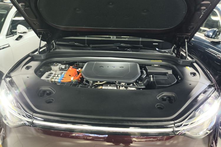 Used Hima AITO M9 2025 Extended-Range Ultra Version 52 kWh 6-Seater Engine Bay