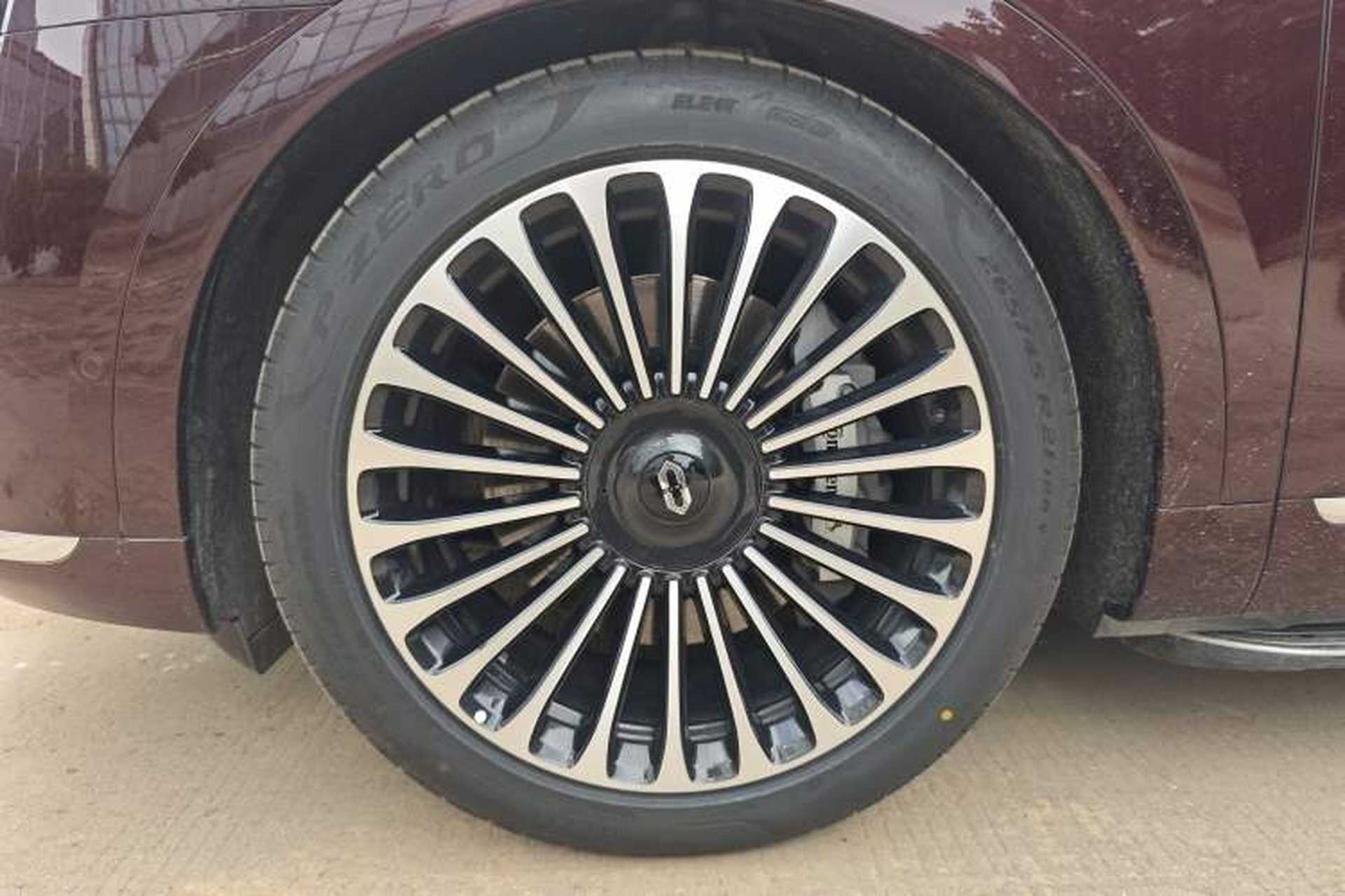 Used Hima AITO M9 2025 Pure Electric Ultra Version 100 kWh 6-Seater Model Exterior 11
