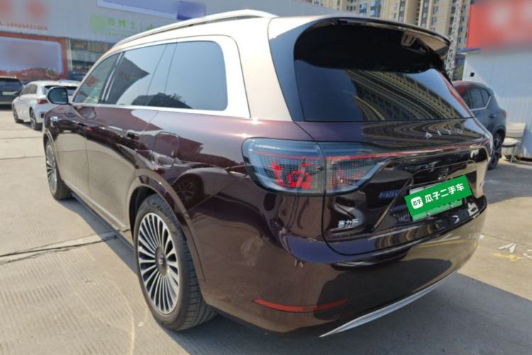 Used Hima AITO M9 2025 Extended-Range Ultra Version 52 kWh 6-Seater Exterior 2