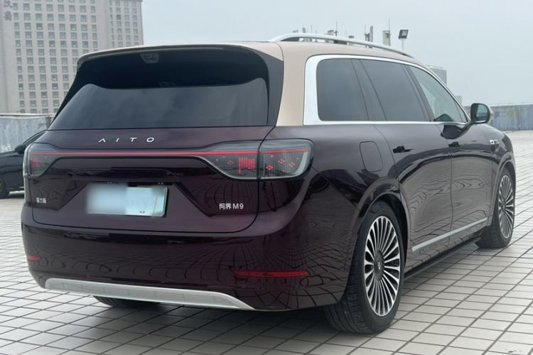Used Hima AITO M9 2025 Extended-Range Ultra Version 52 kWh 6-Seater Exterior 2