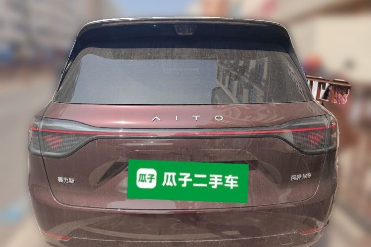 Used Hima AITO M9 2025 Extended-Range Ultra Version 52 kWh 6-Seater Exterior 4