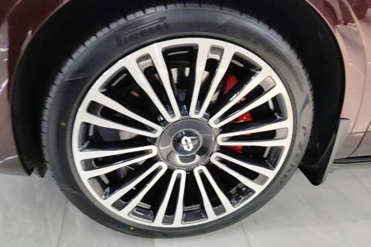 Used Hima AITO M9 2025 Extended-Range Ultra Version 52 kWh 5-Seater Edition Exterior 4