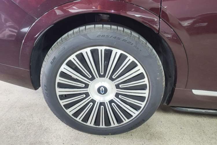 Used Hima AITO M9 2025 Extended-Range Ultra Version 52 kWh 6-Seater Exterior 5