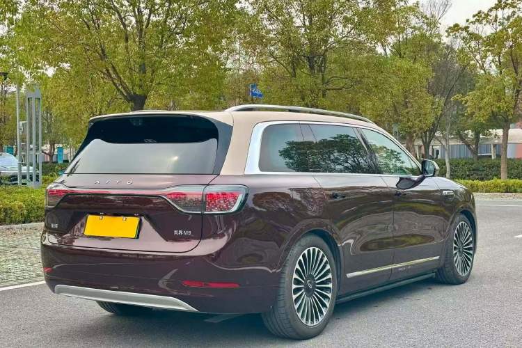 Used Hima AITO M9 2025 Extended-Range Ultra Version 52 kWh 6-Seater Exterior 6