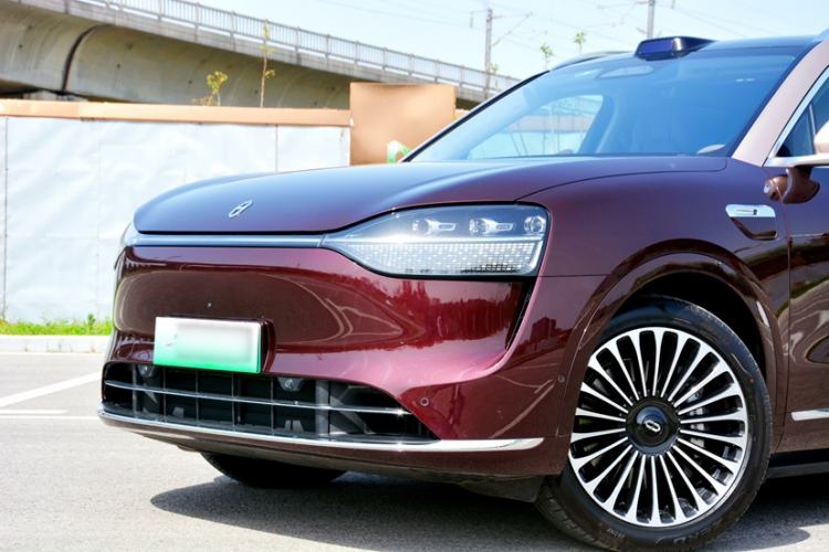 Used Hima AITO M9 2025 Extended-Range Ultra Version 52 kWh 6-Seater Exterior 7