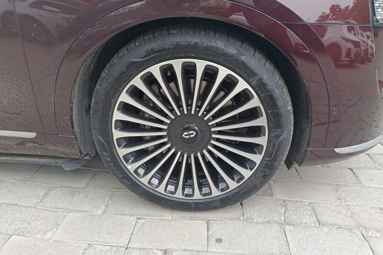 Used Hima AITO M9 2025 Extended-Range Ultra Version 52 kWh 6-Seater Exterior 7