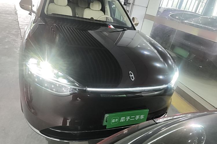 Used Hima AITO M9 2025 Extended-Range Ultra Version 52 kWh 6-Seater Front