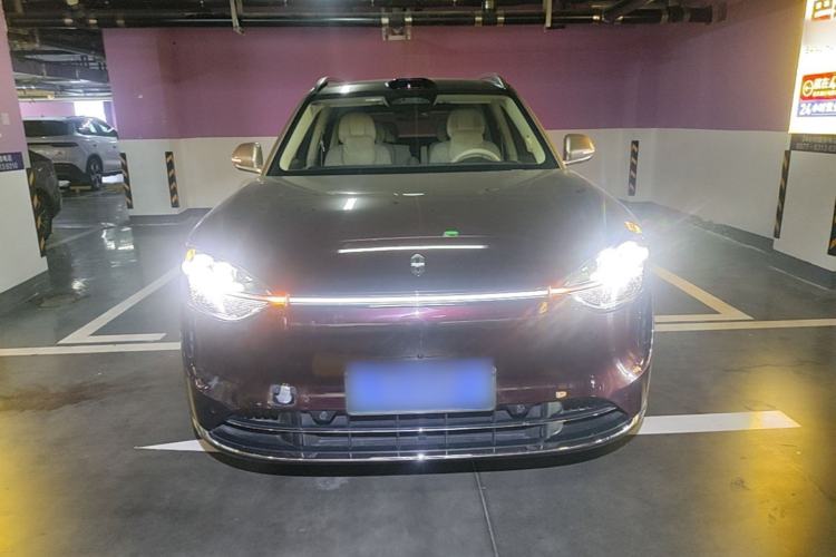 Used Hima AITO M9 2025 Extended-Range Ultra Version 52 kWh 6-Seater Front