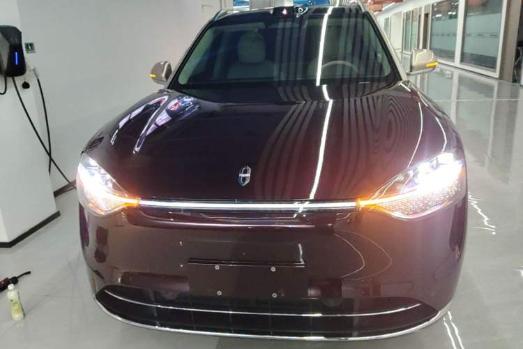 Used Hima AITO M9 2025 Extended-Range Ultra Version 52 kWh 6-Seater Front