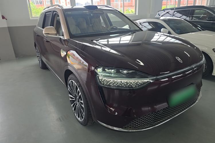 Used Hima AITO M9 2025 Pure Electric Ultra Version 100 kWh 6-Seater Model Front Right 45 Deg