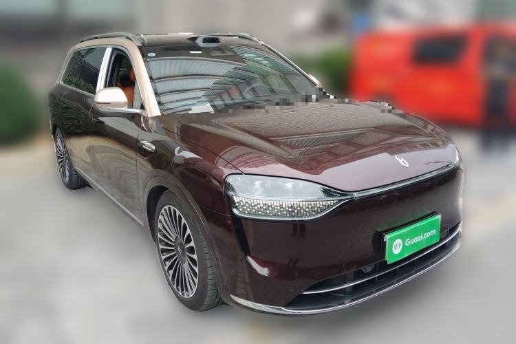 Used Hima AITO M9 2025 Extended-Range Ultra Version 52 kWh 6-Seater Front Right 45 Deg