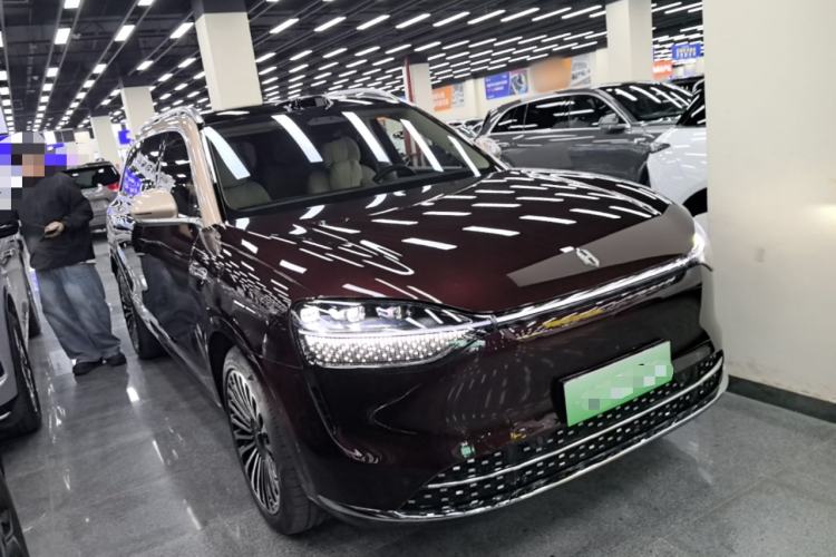 Used Hima AITO M9 2025 Extended-Range Ultra Version 52 kWh 6-Seater Front Right 45 Deg