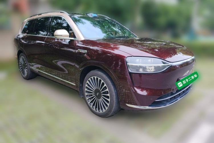 Used Hima AITO M9 2025 Extended-Range Ultra Version 52 kWh 5-Seater Edition Front Right 45 Deg