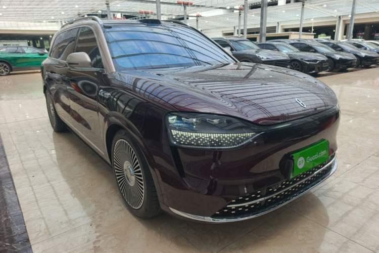 Used Hima AITO M9 2025 Extended-Range Ultra Version 52 kWh 5-Seater Edition Front Right 45 Deg