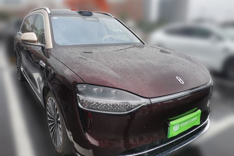 Used Hima AITO M9 2025 Extended-Range Ultra Version 52 kWh 6-Seater Front Right 45 Deg