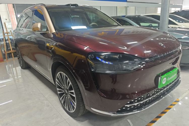 Used Hima AITO M9 2025 Extended-Range Max Version 52 kWh 5-Seater Edition Front Right 45 Deg