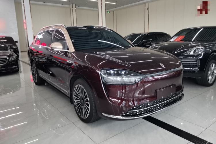 Used Hima AITO M9 2025 Extended-Range Ultra Version 52 kWh 5-Seater Edition Front Right 45 Deg
