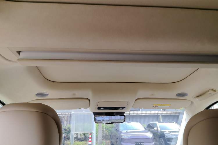 Used Hima AITO M9 2025 Extended-Range Ultra Version 52 kWh 6-Seater Headliner