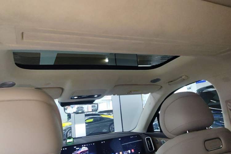 Used Hima AITO M9 2025 Extended-Range Ultra Version 52 kWh 6-Seater Headliner