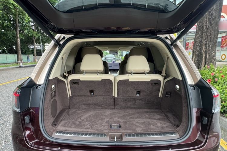 Used Hima AITO M9 2025 Extended-Range Ultra Version 52 kWh 6-Seater Interior 2