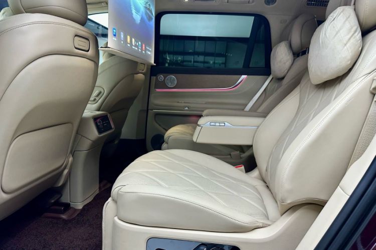 Used Hima AITO M9 2025 Extended-Range Ultra Version 52 kWh 6-Seater Interior 6