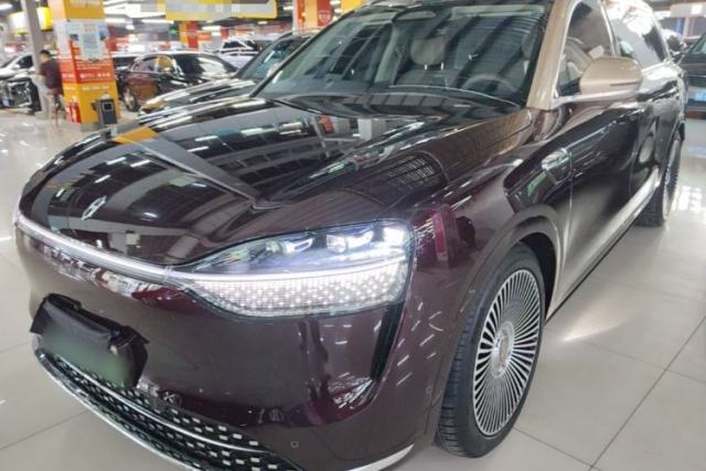 Ojetý Hima AITO M9 2025 Extended-Range Ultra Version 52 kWh 6-Seater