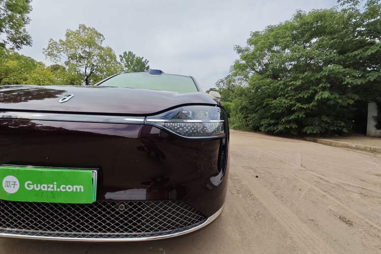 Used Hima AITO M9 2025 Pure Electric Ultra Version 100 kWh 6-Seater Model Left Front Headlight