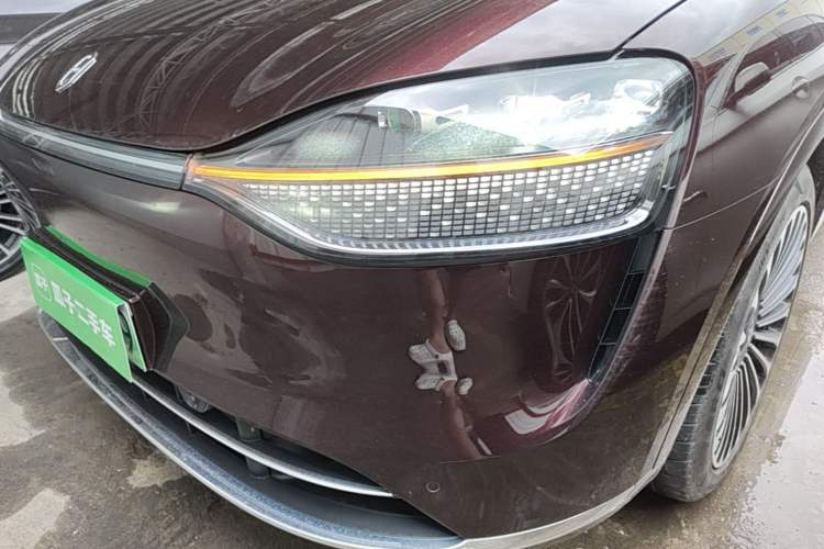 Used Hima AITO M9 2025 Extended-Range Ultra Version 52 kWh 6-Seater Left Front Headlight